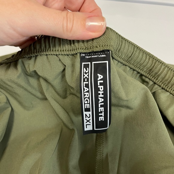 Alphatele Mens Dynamic Short - Picture 4 of 9